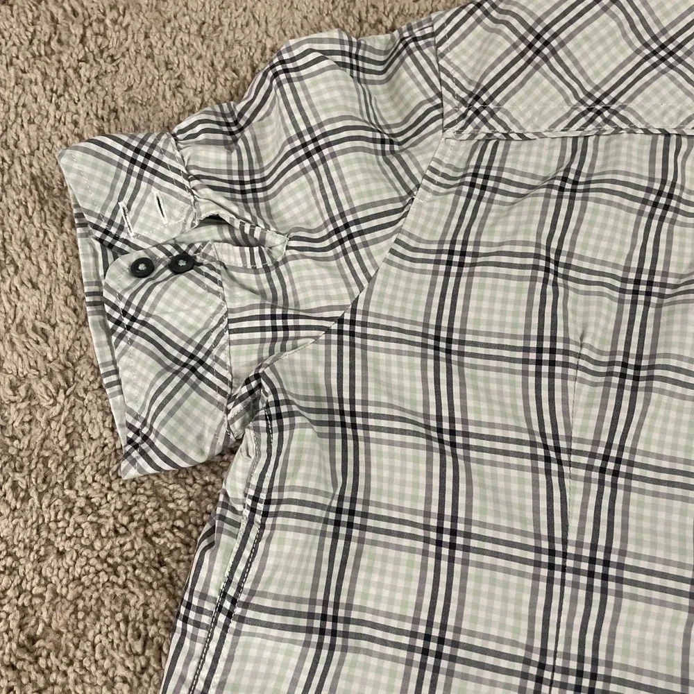 The North Face Women's XL Plaid Shirt Green Gray Button Front Outdoor Hiking - Picture 9 of 11